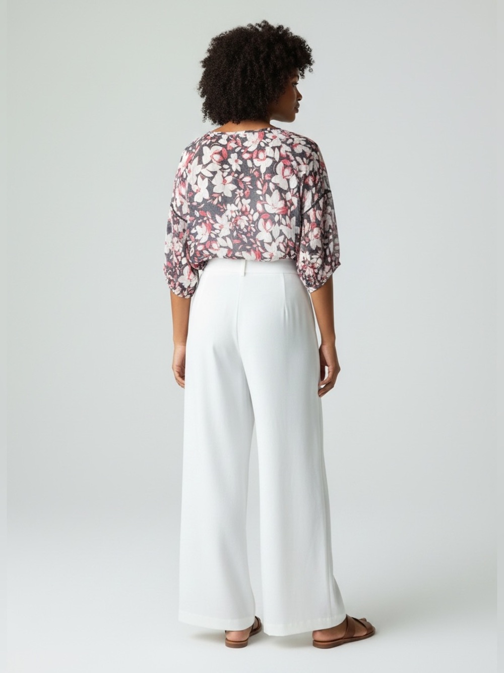 Como Blu Floral Tie-Neck Blouse - Picture 4 of 8